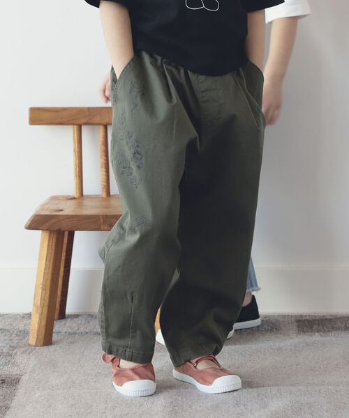 B:MING by BEAMS（ビーミングバイビームス）の「B:MING by BEAMS / 総柄 グラフィック チノパンツ（100～140㎝）（その他パンツ・キッズ・カーキ/ベージュ・100/110/120/130/140）」の11枚目の写真