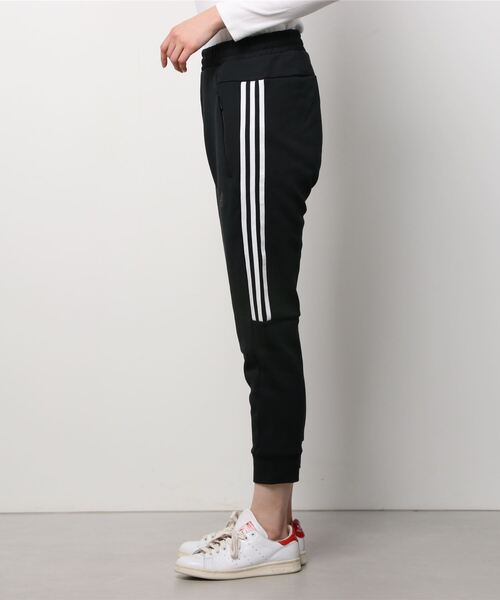 adidas（アディダス）の「adidas/アディダス  ルーズシルエット  スリーストライプスジャージパンツ   49220（その他パンツ・レディース・ブラック×ホワイト/ブラック・L/S/M）」の3枚目の写真