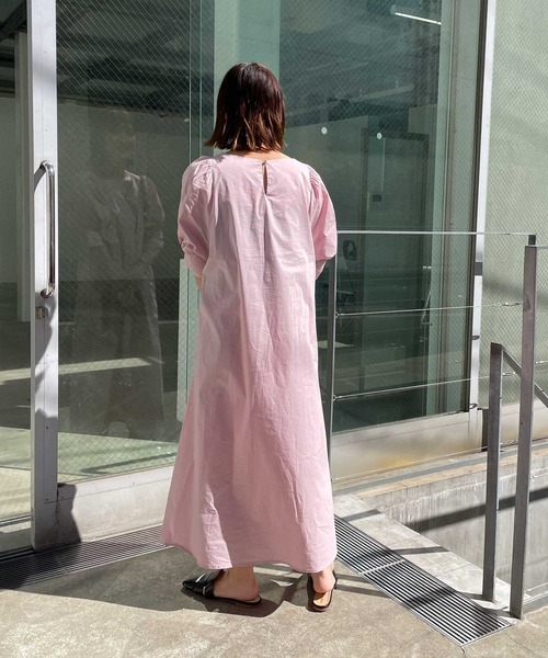 Omekashi（オメカシ）の「ビッグスリーブワンピース（ワンピース・レディース・ピンク/ブラック/オレンジ・36/38）」の19枚目の写真