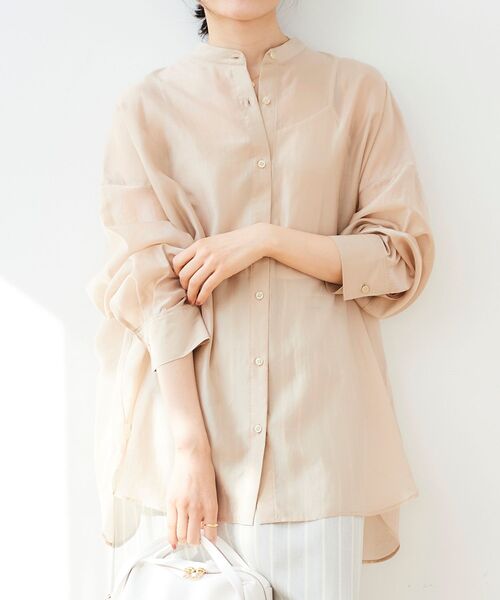 le.coeur blanc(ルクールブラン)の「ナチュラルオーガンジーシアーシャツ(シャツ/ブラウス・レディース・ベージュ/ピンク/サックスブルー・38)」の2枚目の写真