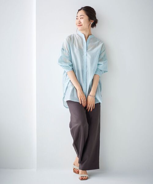 le.coeur blanc(ルクールブラン)の「ナチュラルオーガンジーシアーシャツ(シャツ/ブラウス・レディース・ベージュ/ピンク/サックスブルー・38)」の5枚目の写真