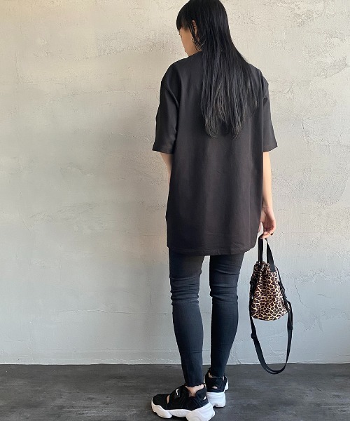 Carhartt WIP（カーハートダブリューアイピー）の「[carhartt WIP/カーハートダブリューアイピー] MULTI STAR スクリプトロゴTシャツ（Tシャツ/カットソー・レディース・ブラック/ホワイト・M/L）」の17枚目の写真