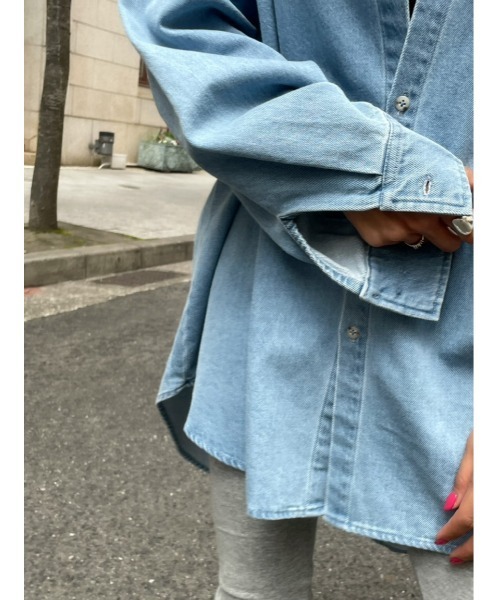 ulu（ウル）の「Denim dungaree shirt（シャツ/ブラウス・レディース・ライトブルー・FREE）」の15枚目の写真