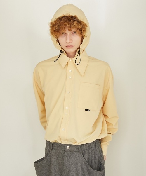 ANOTHERYOUTH（アナザーユース）の「【ANOTHERYOUTH/アナザーユーズ】logo hood shirts/長袖シャツ オーバーサイズシャツ ビッグシャツ カラーシャツ（シャツ/ブラウス・メンズ・ブラック/ライトパープル/ライトイエロー・ONE SIZE）」の3枚目の写真