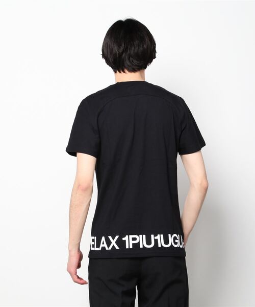 1PIU1UGUALE3 RELAX (ウノピゥウノウグァーレトレ リラックス)の「1PIU1UGUALE3 RELAX(ウノピゥウノウグァーレトレ リラックス)グラデーションロゴ半袖Tシャツ(Tシャツ/カットソー・メンズ・ホワイト/ブラック・S/L/M/XL/XXL)」の9枚目の写真