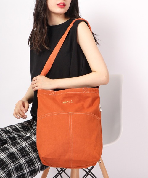 FUNALIVE(ファンアライブ)の「naturalistic ロゴ刺繍ショルダーバッグ(ショルダーバッグ・レディース・ピンク/イエロー/オレンジ/グリーン/ロイヤルブルー/ブラック・FREE)」の6枚目の写真