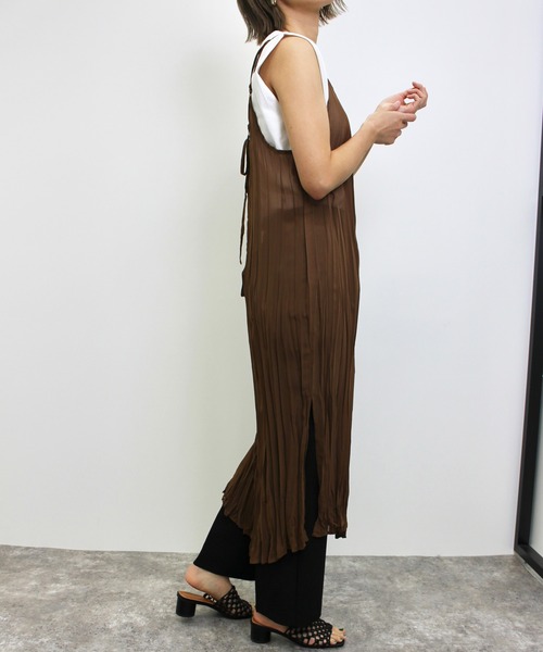 MLI'A(エムリア)の「シフォンワッシャーキャミ/ワンピースA(ワンピース・レディース・オフホワイト/ブラック/ブラウン/カーキ・M)」の18枚目の写真