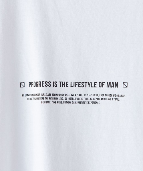 Blue Standard （ブルースタンダード）の「【BLUE STANDARD/ブルースタンダード】フェイクレイヤード プリント　バックプリント　BIGTシャツ　ビッグシルエット ストリート 韓国ストリート（Tシャツ/カットソー・メンズ・ブラック/ベージュ/ホワイト・LARGE/MEDIUM/X-LARGE）」の13枚目の写真