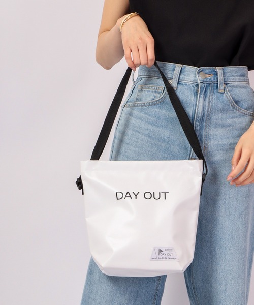 DAY OUT(デイアウト)の「DAY OUT ビーチショルダーバッグ(ショルダーバッグ・メンズ・ブラック/ホワイト・FREE)」の3枚目の写真