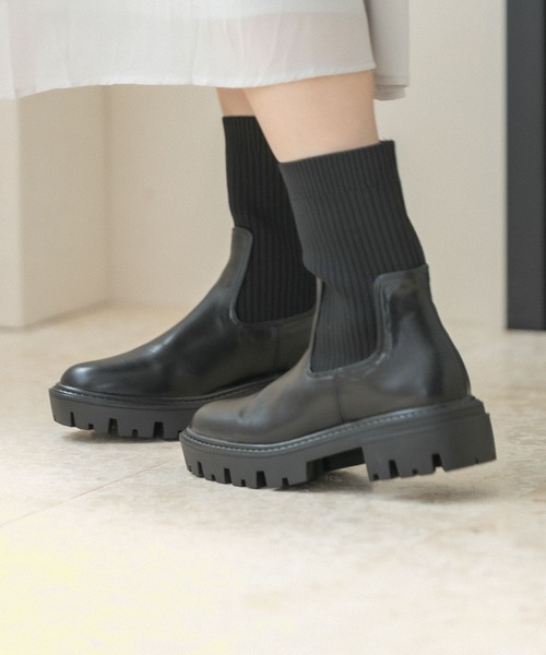 BAYFLOW（ベイフロー）の「トラックソールリブブーツ（ブーツ・レディース・ブラック/ベージュ・MEDIUM/LARGE）」の10枚目の写真