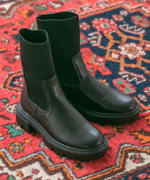 BAYFLOW（ベイフロー）の「トラックソールリブブーツ（ブーツ・レディース・ブラック/ベージュ・MEDIUM/LARGE）」の11枚目の写真