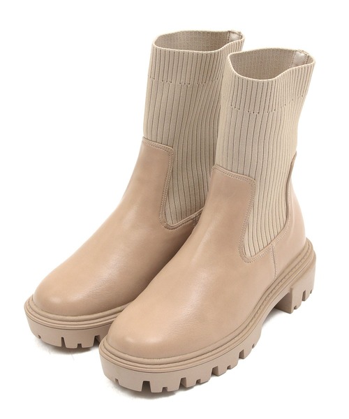 BAYFLOW（ベイフロー）の「トラックソールリブブーツ（ブーツ・レディース・ブラック/ベージュ・MEDIUM/LARGE）」の17枚目の写真