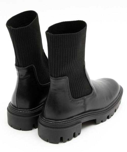 BAYFLOW（ベイフロー）の「トラックソールリブブーツ（ブーツ・レディース・ブラック/ベージュ・MEDIUM/LARGE）」の4枚目の写真