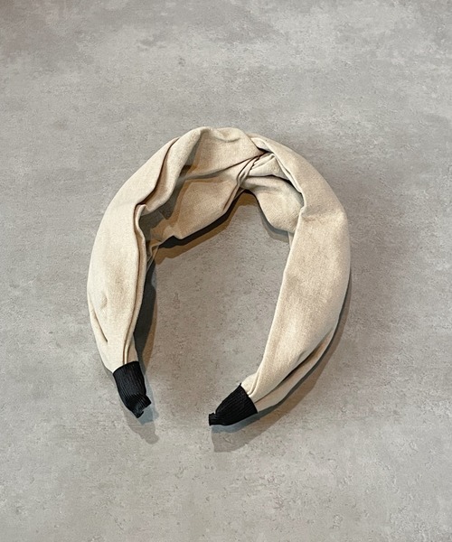 CLEA（クレア）の「アースカラー無地クロスカチューシャ（ヘアバンド・レディース・ブラック/ベージュ/ブラウン/グレー/グリーン/アイボリー・FREE）」の9枚目の写真