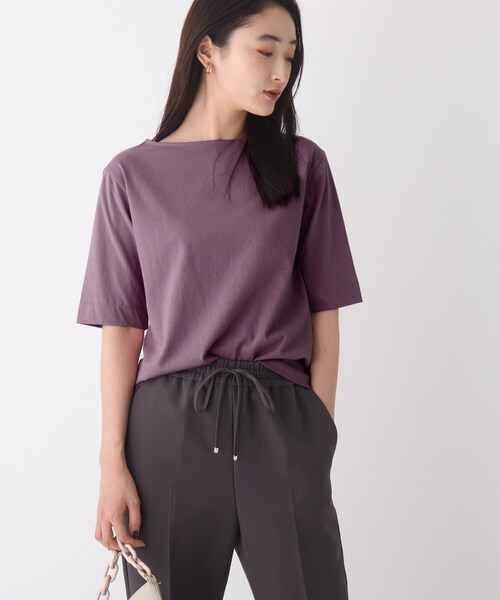 OPAQUE.CLIP(オペークドットクリップ)の「◆シルキースーピマ ボートネックカットソー【WEB限定サイズ】(Tシャツ/カットソー・レディース・チャコールグレー/ブラック/ホワイト系/イエロー/パープル系/ブルー・36/38/40/42)」の5枚目の写真