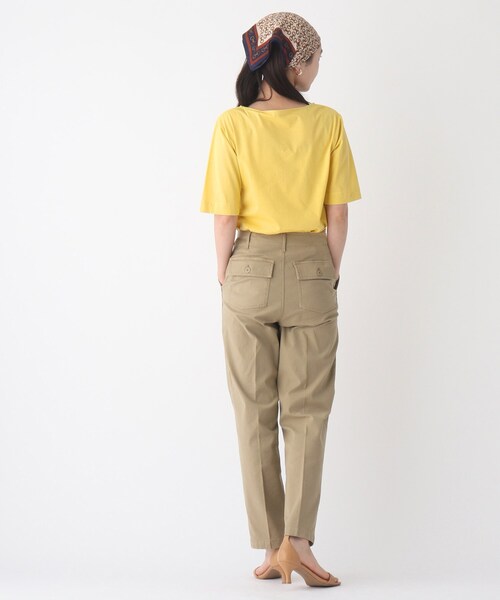 OPAQUE.CLIP(オペークドットクリップ)の「◆シルキースーピマ ボートネックカットソー【WEB限定サイズ】(Tシャツ/カットソー・レディース・チャコールグレー/ブラック/ホワイト系/イエロー/パープル系/ブルー・36/38/40/42)」の16枚目の写真