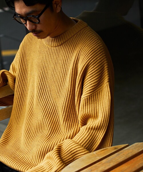 FREAK'S STORE（フリークスストア）の「WEB限定 ビッグシルエット 畔編み クルーネックニット/ルーズフィット（ニット/セーター・メンズ・イエロー/グレー/ダークグリーン/ブラック/ネイビー・SMALL/MEDIUM/LARGE）」の16枚目の写真