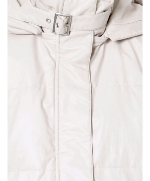 GYDA（ジェイダ）の「ショートフェイクレザーダウンコート（ダウンジャケット/コート・レディース・ブラック/アイボリー・FREE）」の16枚目の写真