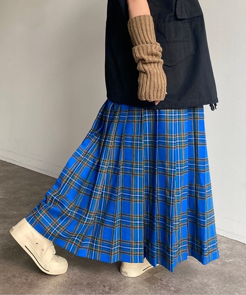CPCM（シーピーシーエム）の「チェックプリーツロングスカート（スカート・レディース・ブラック/キャメル/ブルー・FREE）」の6枚目の写真