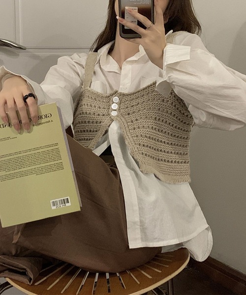 me+em select（ミームセレクト）の「【 ８色展開 】２way スリットカラーニットビスチェ（ベスト・レディース・レッド/ダークブルー/ブラウン/ライトグリーン/アイボリー/グリーン/ブルー/ライトブラウン・FREE）」の16枚目の写真