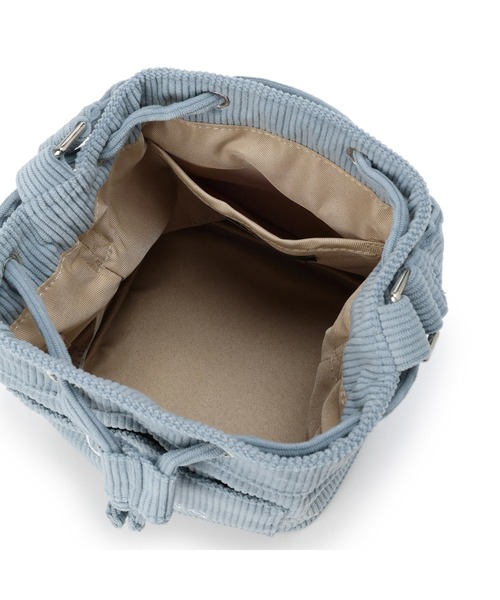 Guess（ゲス）の「CORDUROY Bucket Bag（ハンドバッグ・レディース・ブルー/ベージュ・ONE SIZE）」の13枚目の写真