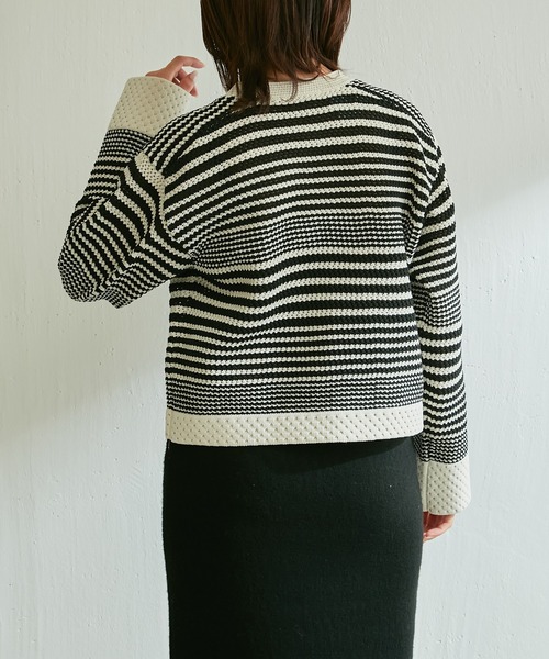 COLLAGE GALLARDAGALANTE（コラージュガリャルダガランテ）の「パールボタンカーデ（カーディガン/ボレロ・レディース・オフホワイト/サックスブルー・FREE）」の16枚目の写真