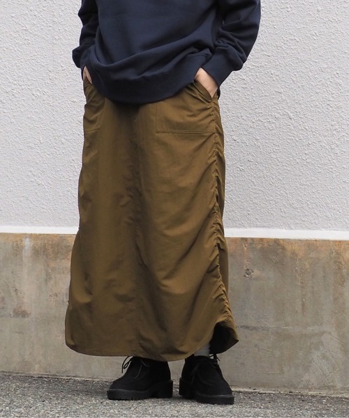 cepo(セポ)の「サイドシャーリング ミリタリースカート(スカート・レディース・カーキ/ピンク/チャコール・M)」の3枚目の写真