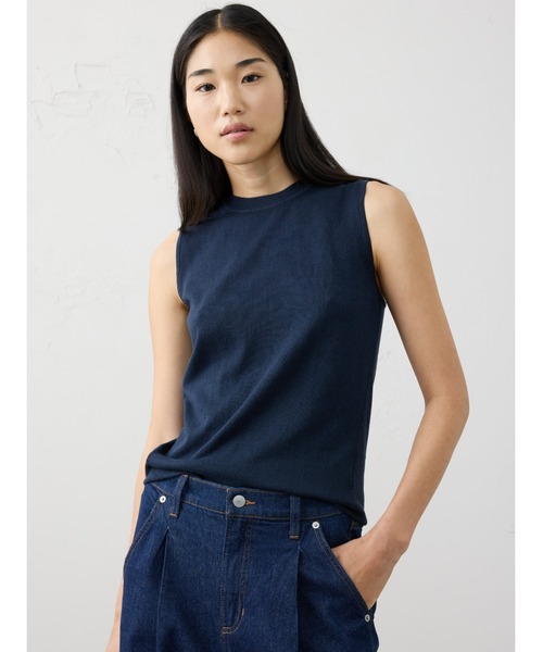 BANANA REPUBLIC FACTORY STORE（バナナリパブリック ファクトリーストア）の「BANANA REPUBLIC FACTORY STORE　　日本限定 ノースリーブセーター（ニット/セーター・レディース・ネイビー/ホワイト/ブラック/ピンク/ブルー/オレンジ/ブラック系その他/ブルー系その他/コバルトブルー/ワイン/ブルー系その他2/スカイブルー/ライトブルー・XS/S/M/L）」の6枚目の写真