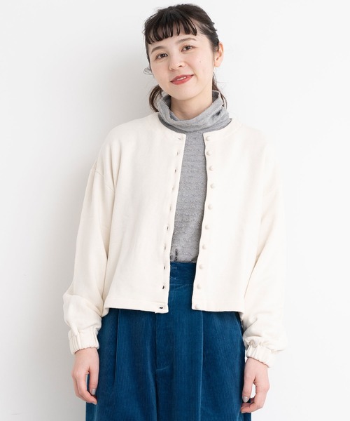 l'atelier du savon（アトリエドサボン）の「C/もちもち裏毛　カーディガン（カーディガン/ボレロ・レディース・ブラック/アイボリー・FREE）」の6枚目の写真