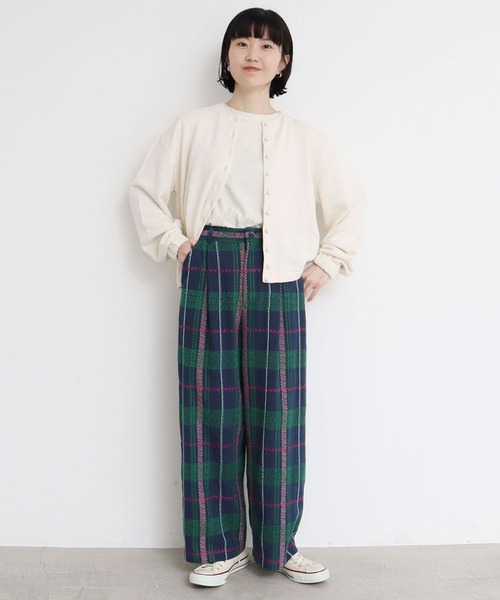 l'atelier du savon（アトリエドサボン）の「C/もちもち裏毛　カーディガン（カーディガン/ボレロ・レディース・ブラック/アイボリー・FREE）」の22枚目の写真