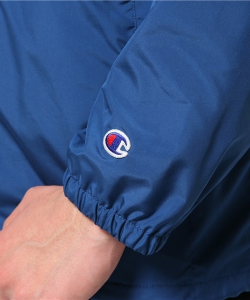 Champion(チャンピオン)の「メンズ チャンピオン アクションスタイル テフロン加工 コーチジャケット CHAMPION C3-F603(ナイロンジャケット・メンズ・ネイビー/レッド/グリーン・X-LARGE/LARGE/MEDIUM/SMALL)」の9枚目の写真