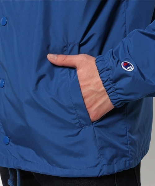 Champion(チャンピオン)の「メンズ チャンピオン アクションスタイル テフロン加工 コーチジャケット CHAMPION C3-F603(ナイロンジャケット・メンズ・ネイビー/レッド/グリーン・X-LARGE/LARGE/MEDIUM/SMALL)」の10枚目の写真