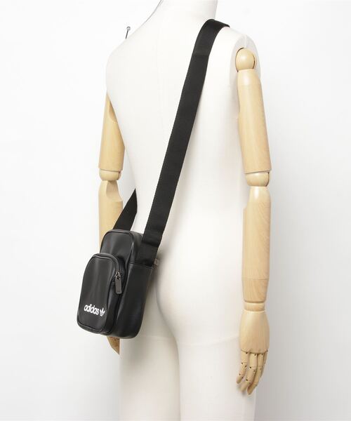 Adidas★韓国大人気 [正規品] Patent PU Shoulder Bag $_57.PNG?set_id=880000500F