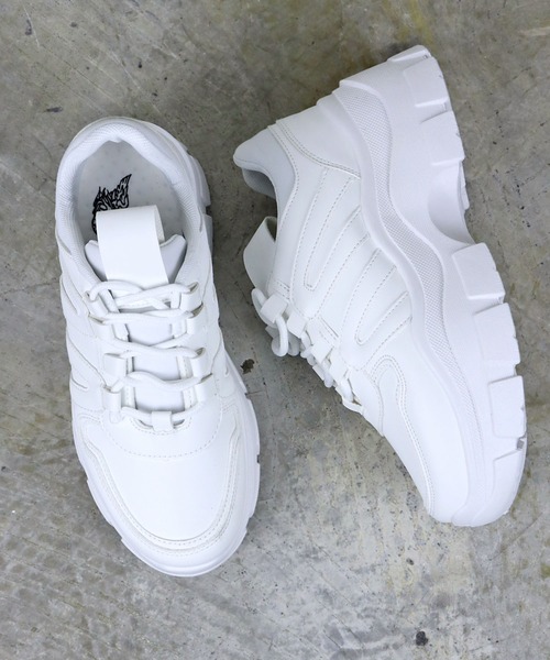 LOVEHUNTER（ラブハンター）の「軽量厚底 ボリュームソールスニーカー（スニーカー・レディース・ホワイト/ブラック/ブラック×ブラック・42/LL/43/41/40/M/L/S/44/SS）」の2枚目の写真