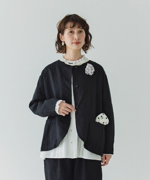 studio CLIP(スタディオクリップ)の「リネンミドルジャケットとテーパードパンツSET《オケージョンライン》(ノーカラージャケット・レディース・ブラック・FREE)」の2枚目の写真