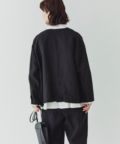 studio CLIP(スタディオクリップ)の「リネンミドルジャケットとテーパードパンツSET《オケージョンライン》(ノーカラージャケット・レディース・ブラック・FREE)」の9枚目の写真