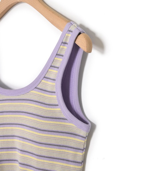 w closet（ダブルクローゼット）の「【カップ付き】マルチボーダータンクトップ（タンクトップ・レディース・グリーン系その他/イエロー系その他・FREE）」の13枚目の写真