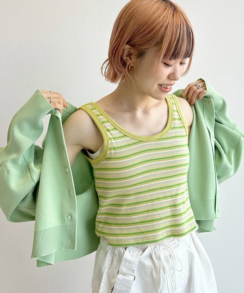 w closet（ダブルクローゼット）の「【カップ付き】マルチボーダータンクトップ（タンクトップ・レディース・グリーン系その他/イエロー系その他・FREE）」の15枚目の写真