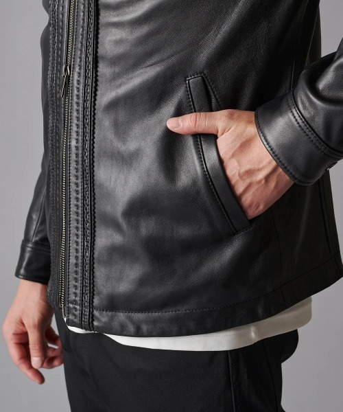 TETE HOMME(テットオム)の「イタリアンレザーブルゾン(ライダースジャケット・メンズ・ブラック・LARGE/MEDIUM/SMALL)」の8枚目の写真