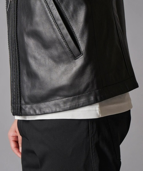 TETE HOMME(テットオム)の「イタリアンレザーブルゾン(ライダースジャケット・メンズ・ブラック・LARGE/MEDIUM/SMALL)」の10枚目の写真