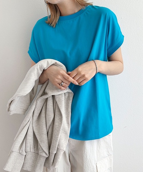 andme（アンドミー）の「USAコットン汗染み防止フレンチスリーブTシャツ（Tシャツ/カットソー・レディース・オフホワイト/ブラウン/ブラック/ターコイズブルー/ピンク/チャコールグレー・M）」の5枚目の写真