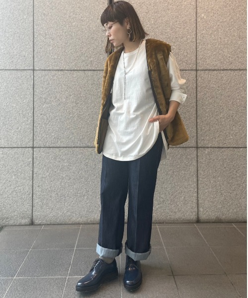 Barbour(バブアー)の「BARBOUR (バブアー) WARM PILE WAISTCOAT ZIPIN LINER(MLI0004)(ベスト・メンズ・ブラウン・40/42)」の2枚目の写真