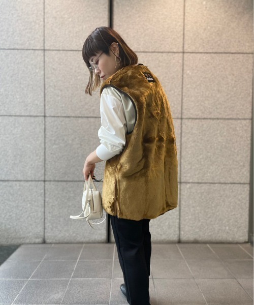 Barbour(バブアー)の「BARBOUR (バブアー) WARM PILE WAISTCOAT ZIPIN LINER(MLI0004)(ベスト・メンズ・ブラウン・40/42)」の18枚目の写真