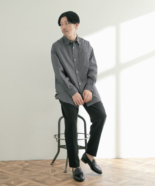 ITEMS URBANRESEARCH(アイテムズ アーバンリサーチ)の「オーバーサイズストライプシャツ(シャツ/ブラウス・メンズ・ブラック/ネイビー/ブルー・LARGE/MEDIUM)」の22枚目の写真