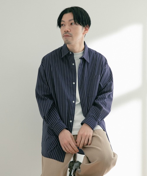 ITEMS URBANRESEARCH(アイテムズ アーバンリサーチ)の「オーバーサイズストライプシャツ(シャツ/ブラウス・メンズ・ブラック/ネイビー/ブルー・LARGE/MEDIUM)」の13枚目の写真
