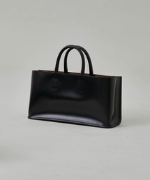 Courtney Orla (コートニーオーラ) CURVE TOTE M Courtney Orla（コートニーオーラ）の「Courtney Orla