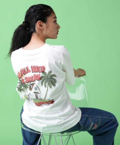 AVIREX(アヴィレックス)の「《WEB&DEPOT限定》CREW NECK T-SHIT BREAKING TIME / クルーネック Tシャツ ブレイキングタイム / AVIREX / アヴィレックス(Tシャツ/カットソー・レディース・ホワイト/ライトグリーン/ブラック/その他17・2XL/L/XL/M/F)」の2枚目の写真
