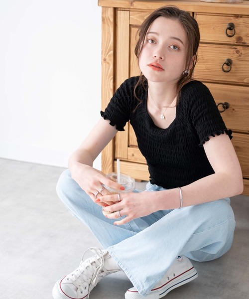WEGO(ウィゴー)の「WEGO/スクエアネックシャーリングメロウT(Tシャツ/カットソー・レディース・ホワイト/レッド/ブラック・FREE)」の1枚目の写真