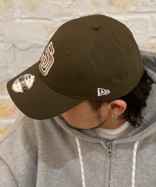 NEW ERA(ニューエラ)の「NEWERA 930 TYPEWRITER(キャップ・メンズ・ブラック/モスグリーン系/ブルー/ベージュ/ダークグリーン/オフホワイト・FREE)」の9枚目の写真