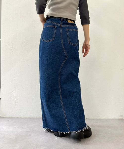 WHO'S WHO gallery（フーズフーギャラリー）の「ロングスリットスカート（デニムスカート・レディース・ブルー/サックスブルー/ブラック・FREE）」の7枚目の写真